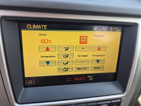 Used 2010 Ford Fusion Hybrid FWD image 20