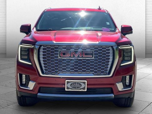 Used 2021 GMC Yukon Denali AWD/4WD image 2