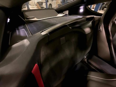 Used 2022 Porsche 718 Cayman GT4 image 18