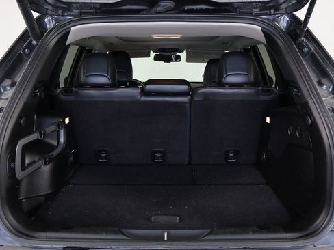 Used 2016 Jeep Cherokee Trailhawk w/ Comfort/Convenience Group image 14