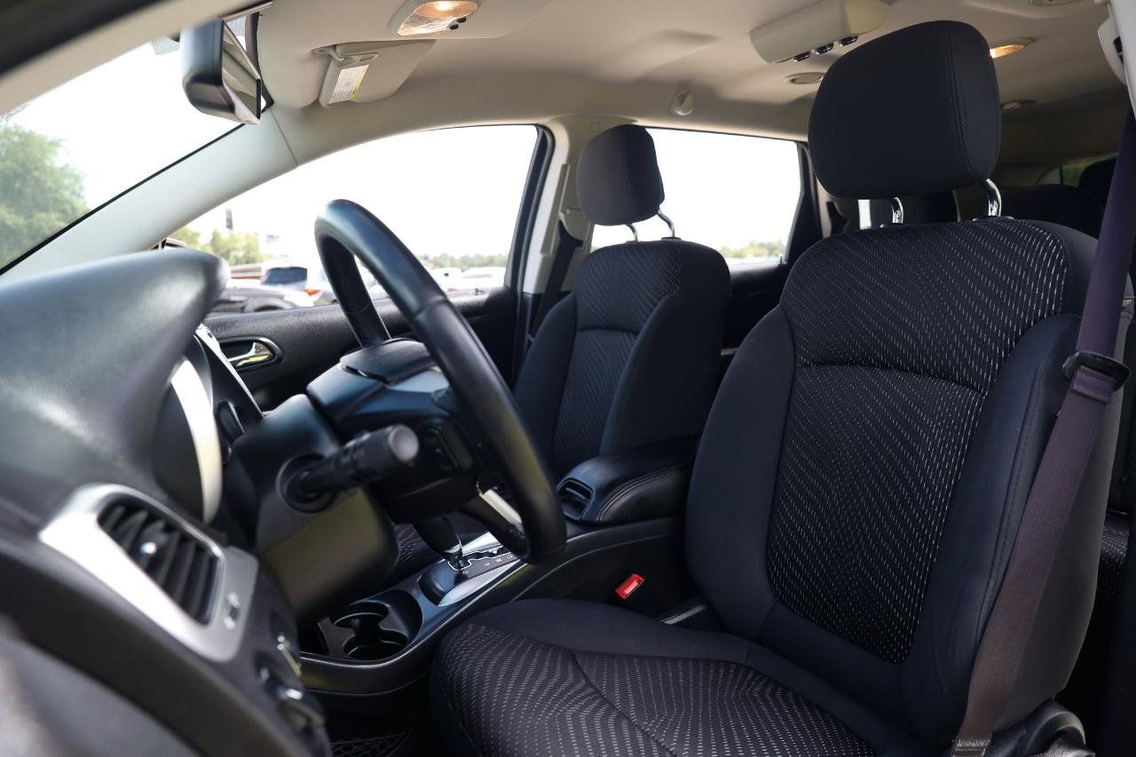 Used 2016 Dodge Journey SE w/ Flexible Seating Group FWD image 6
