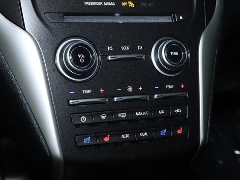 Used 2019 Lincoln MKC Reserve w/ MKC Climate Package FWD image 28