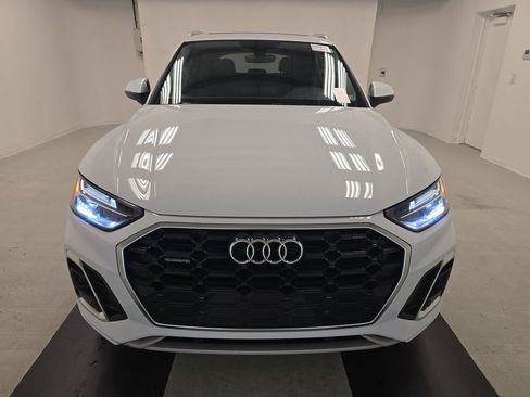 Used 2023 Audi Q5 2.0T Premium w/ Convenience Package image 2