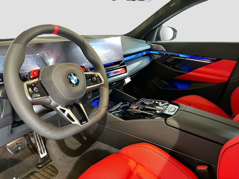 New 2027 BMW M5 w/ Executive Package AWD/4WD image 9