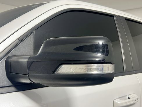 Used 2022 RAM 1500 Laramie image 12