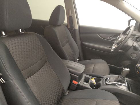 Used 2018 Nissan Rogue SV w/ Premium Package AWD/4WD image 21
