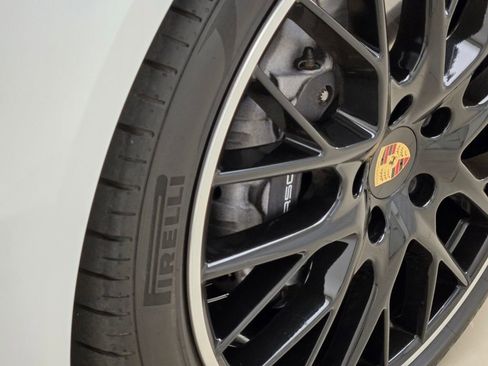 Used 2020 Porsche Panamera 4 image 14