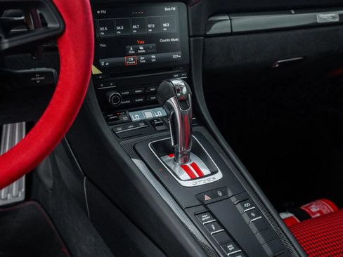 Used 2018 Porsche 911 GT2 RS RWD image 19