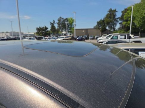 Used 2019 Honda Odyssey EX-L image 2