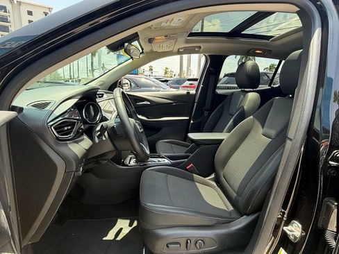 Used 2020 Buick Encore GX Select w/ Experience Buick Package FWD image 9