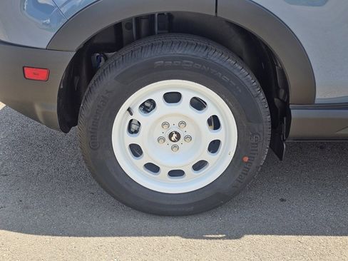 New 2025 Ford Bronco Sport Heritage w/ Convenience Package image 11