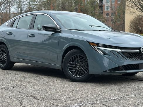 New 2026 Nissan Sentra SV w/ SV Convenience Package FWD image 1