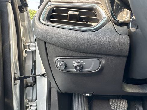 Used 2022 Chevrolet Equinox RS AWD/4WD image 20