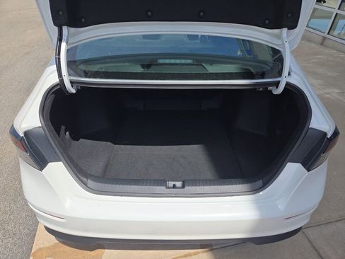 Certified 2025 Honda Accord LX image 24