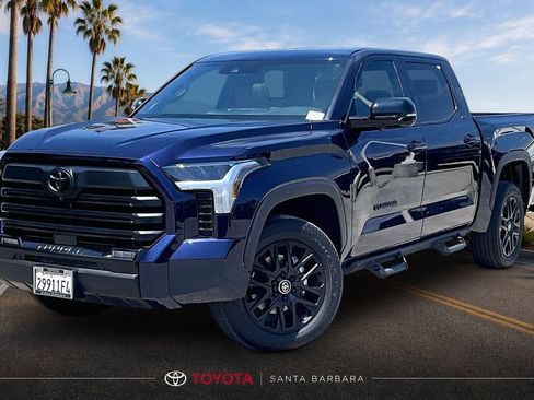 Used 2025 Toyota Tundra Limited AWD/4WD image 3
