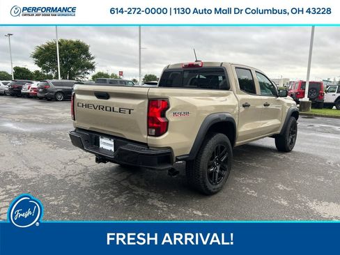 Used 2024 Chevrolet Colorado Trail Boss w/ Technology Package AWD/4WD image 4