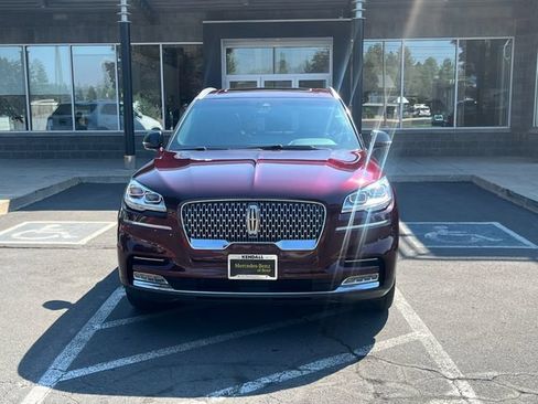 Used 2020 Lincoln Aviator Reserve w/ Equipment Group 202A AWD/4WD image 2