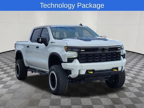 Used 2024 Chevrolet Silverado 1500 ZR2 w/ Technology Package AWD/4WD image 2