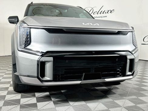 Used 2024 Kia EV9 GT-Line AWD/4WD image 33