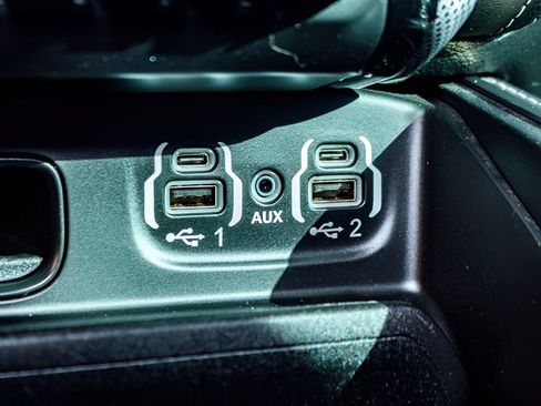 Used 2021 RAM 1500 Limited image 17