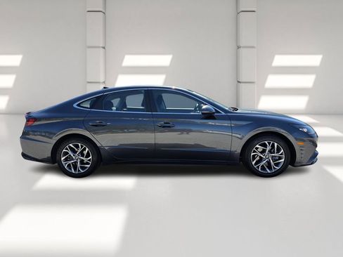 Used 2022 Hyundai Sonata SEL image 3