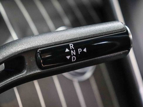 Used 2023 Mercedes-Benz C 300 Sedan image 22