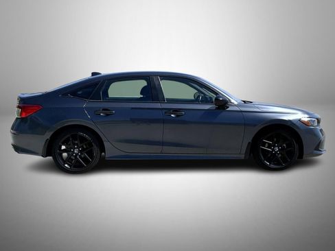 Used 2023 Honda Civic Sport image 4