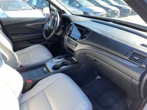 Used 2022 Honda Passport EX-L image 10