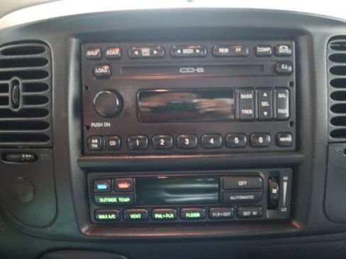 Used 2003 Ford F150 Harley-Davidson image 15