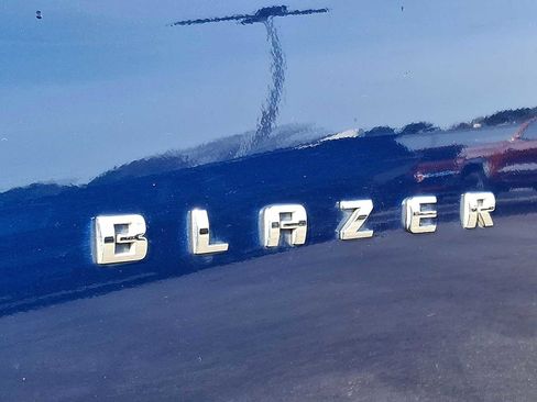 Used 2022 Chevrolet Blazer Premier w/ Enhanced Convenience Package image 38