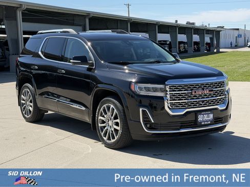 Used 2022 GMC Acadia Denali w/ Denali Ultimate Package AWD/4WD image 2