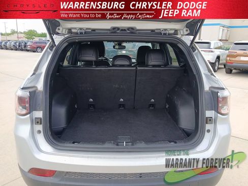 Used 2024 Jeep Compass Latitude AWD/4WD image 33