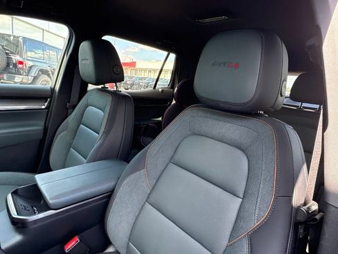 Used 2026 GMC Terrain AT4 w/ Convenience Package III AWD/4WD image 12