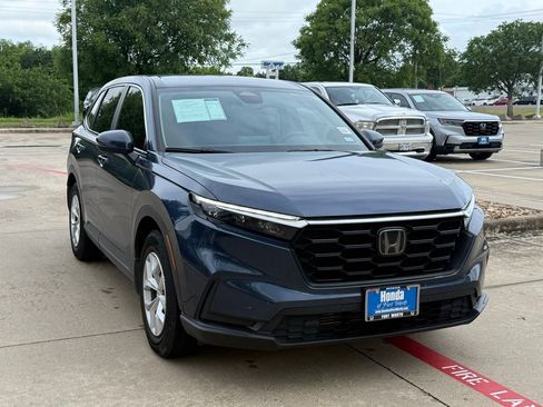 Used 2024 Honda CR-V LX image 8