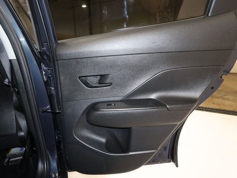 Used 2025 Hyundai Kona SEL image 19