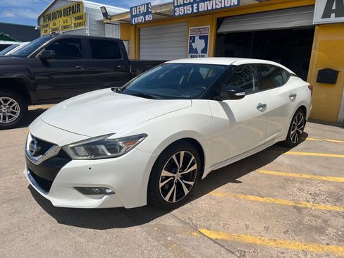 Used 2017 Nissan Maxima 3.5 SV FWD image 3