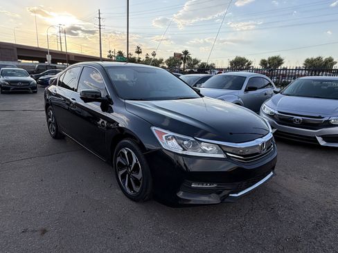 Used 2016 Honda Accord EX-L image 3