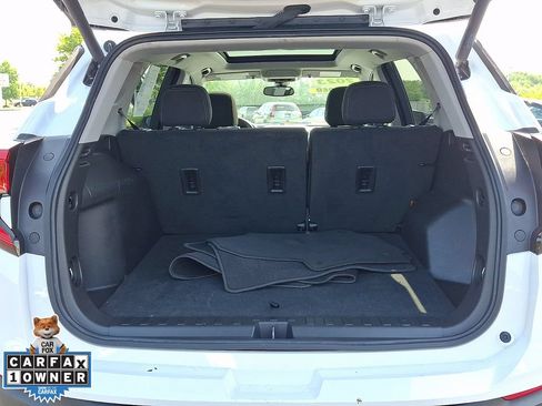 Used 2023 GMC Terrain SLE w/ Driver Convenience Package AWD/4WD image 30
