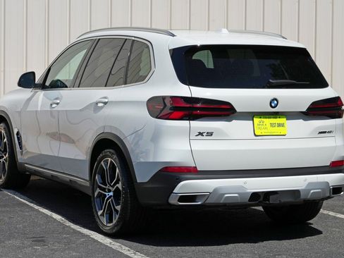 Used 2024 BMW X5 xDrive40i w/ Parking Assistance Package AWD/4WD image 59
