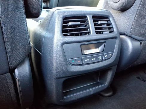 Certified 2022 Honda Pilot Sport image 12