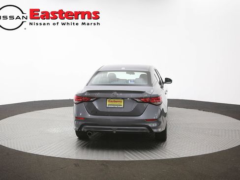 Used 2023 Nissan Sentra SR w/ SR Premium Package FWD image 38