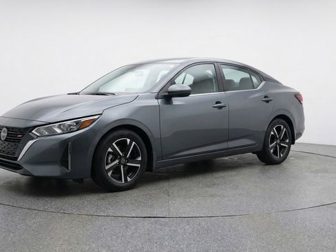 Used 2025 Nissan Sentra SV FWD image 3