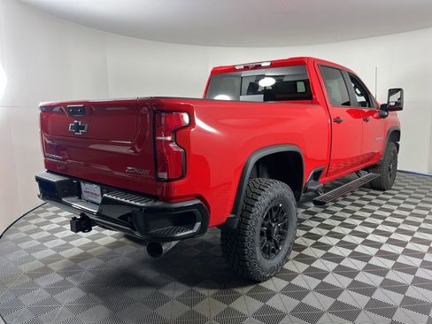 New 2026 Chevrolet Silverado 2500 ZR2 AWD/4WD image 5