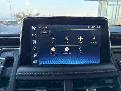 Used 2022 Chevrolet Suburban Z71 image 25