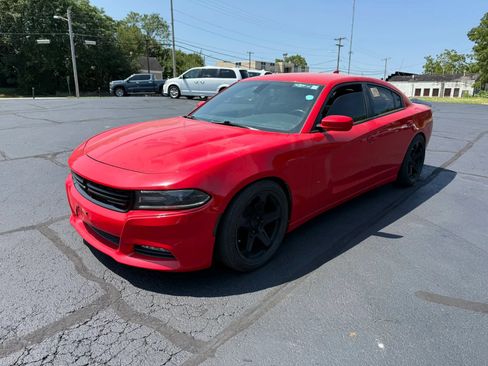 Used 2018 Dodge Charger SXT Plus w/ Quick Order Package 29J RWD image 3