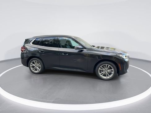 New 2025 BMW X3 xDrive30i w/ Premium Package image 9