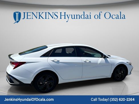 New 2026 Hyundai Elantra SEL Sport Premium FWD image 5