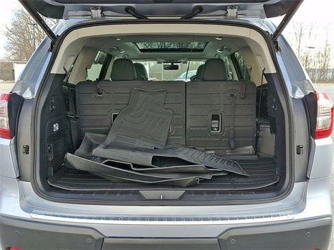 Used 2022 Subaru Ascent Touring w/ Popular Package #2A image 32