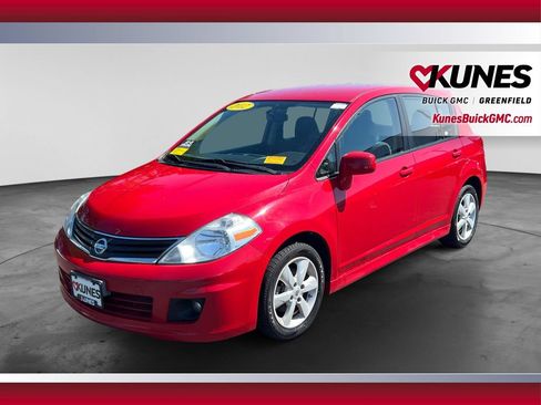 Used 2012 Nissan Versa Hatchback FWD image 4