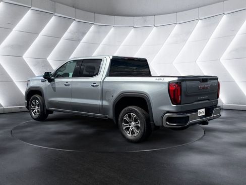 Certified 2025 GMC Sierra 1500 SLT AWD/4WD image 3